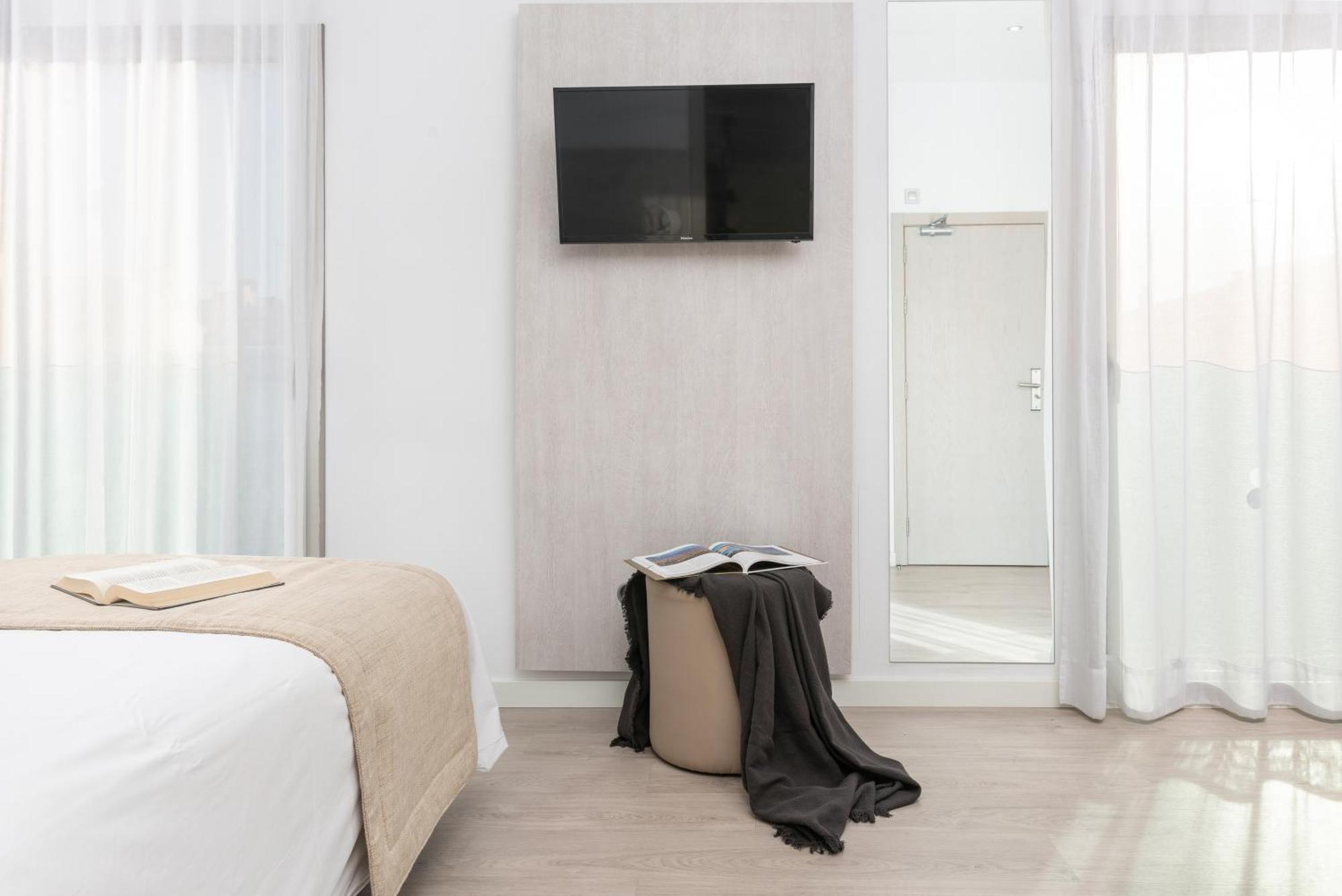Llaut Boutique Hotel (Adults Only) Can Picafort  Phòng bức ảnh