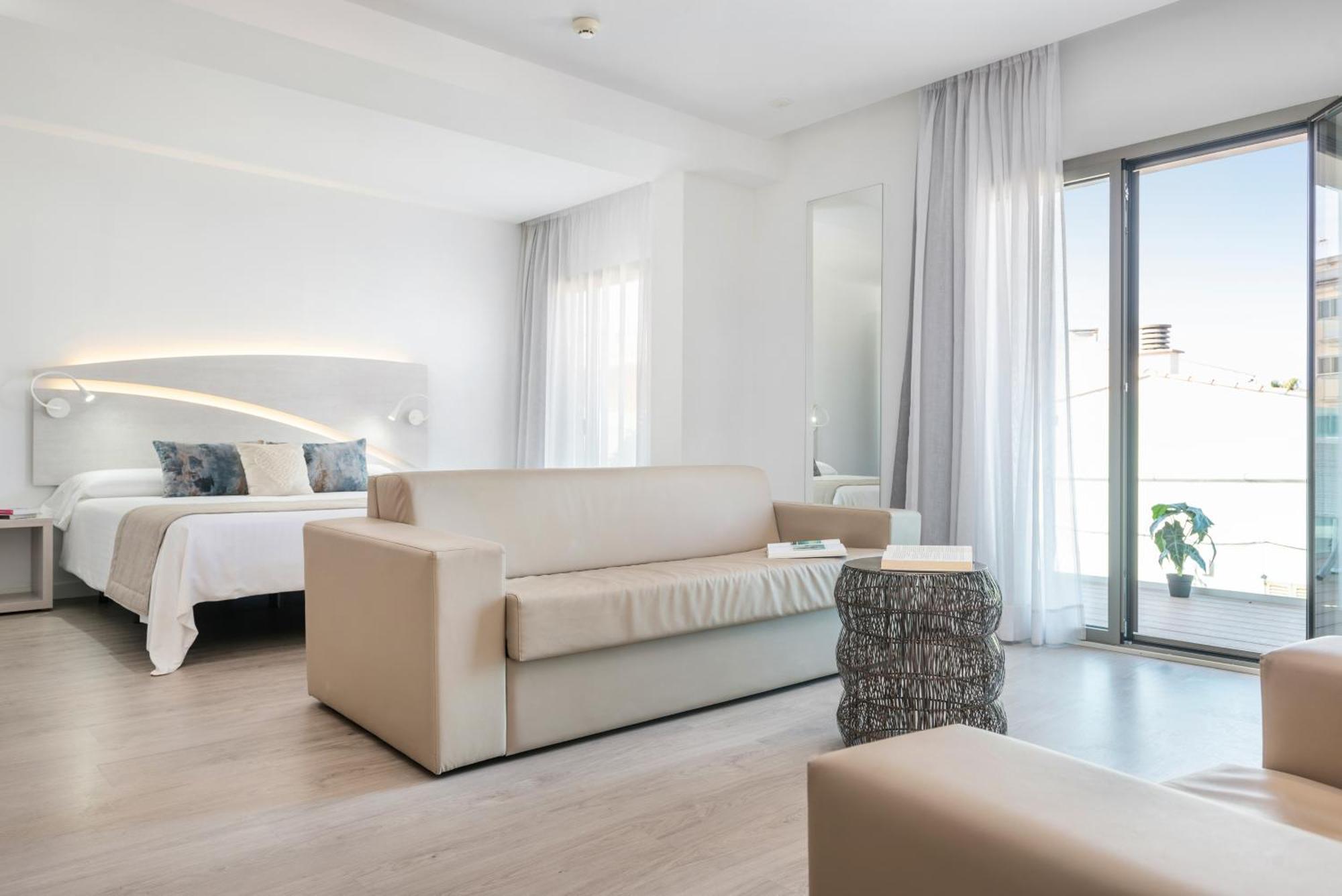 Llaut Boutique Hotel (Adults Only) Can Picafort  Phòng bức ảnh